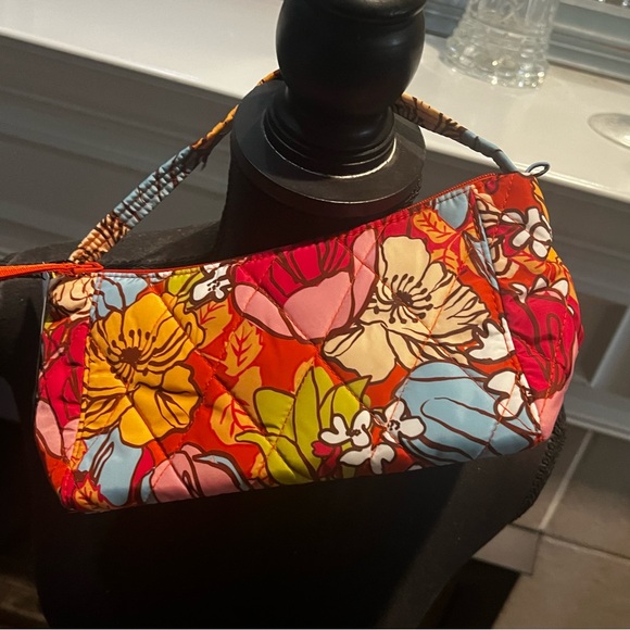 Vera Bradley Mini Slouchy Crossbody Bag. Midday Garden print.  NWT. - Picture 3 of 5